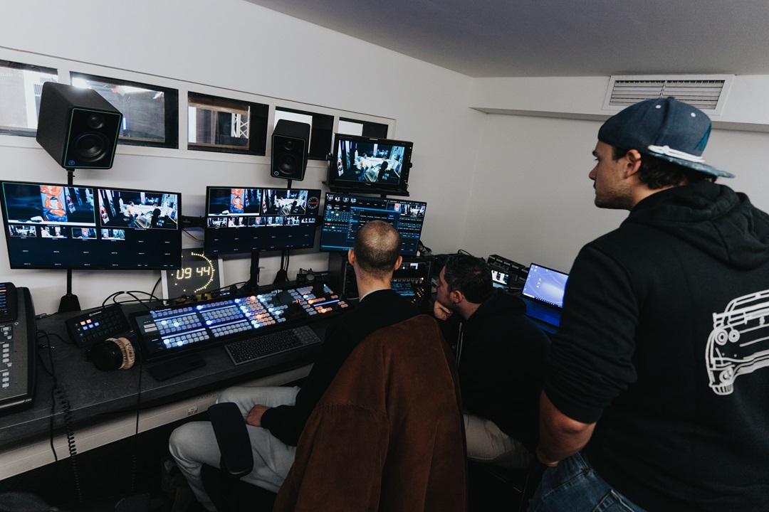 Making Of DC Team France 14